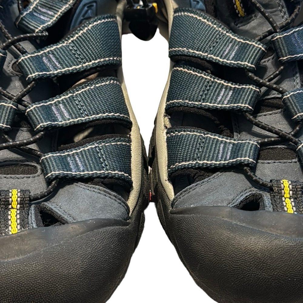 Keen Newport H2 Sandals Size 10.5 Navy Water Hiking Hybrid Water/Trail Camping